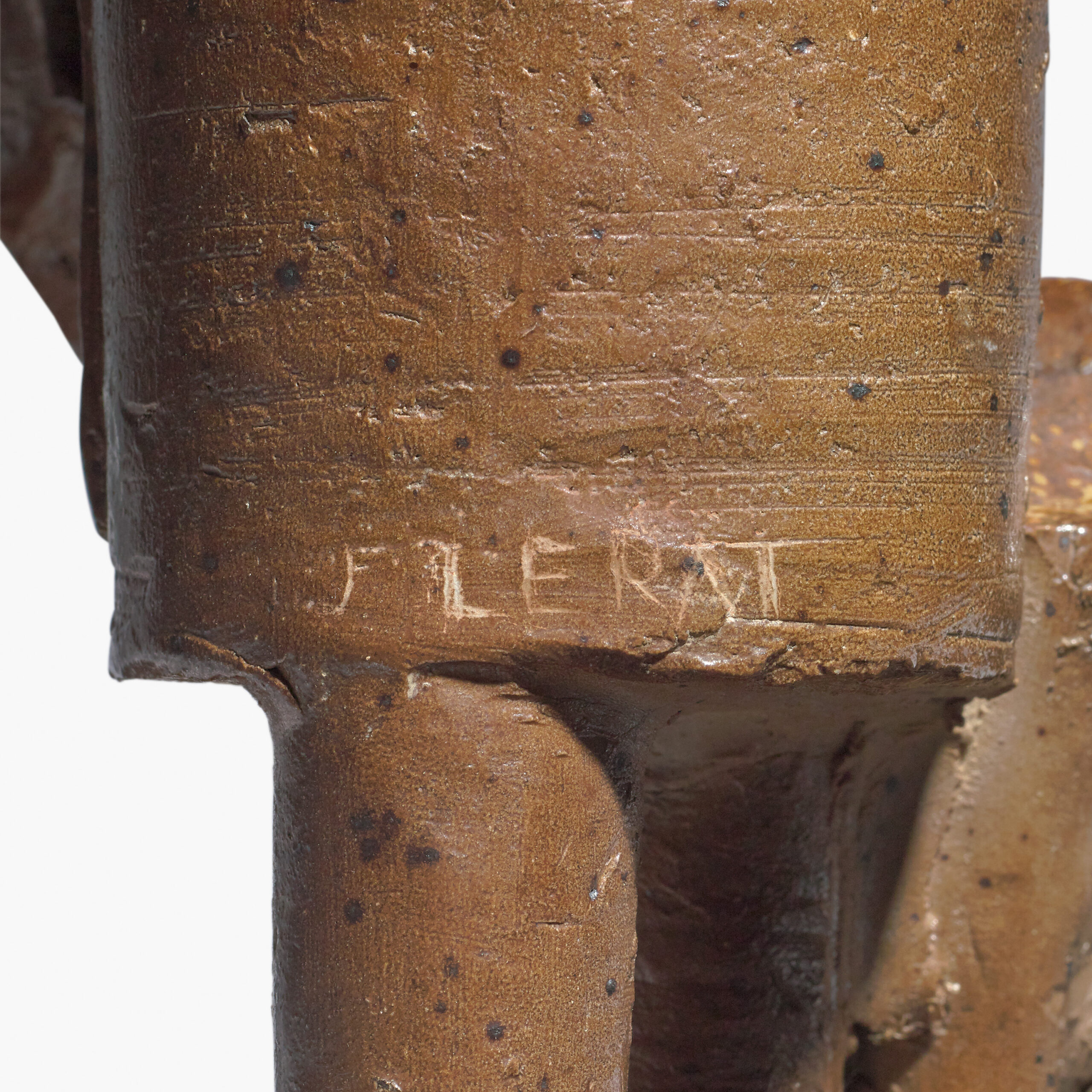 LERAT_SCULPTURE_BERGERE_BRUN_SIGN